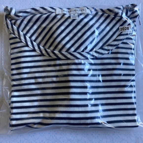 Rose + Olive women’s top - Picture 7 of 7